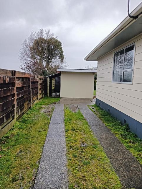 1-Bedroom Studio House B at 23 Mallard Drive