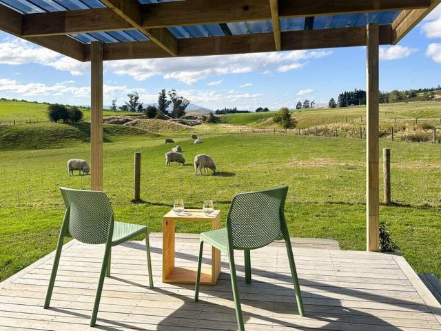 Honey Farm Cottage - Otago, NZ