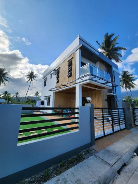 Triple J Villa