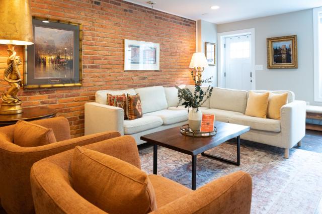 Luxury Federal Hill Home with Rooftop & 4 Parking Spots