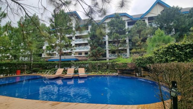 Blissful Escape - Pinesuites Tagaytay