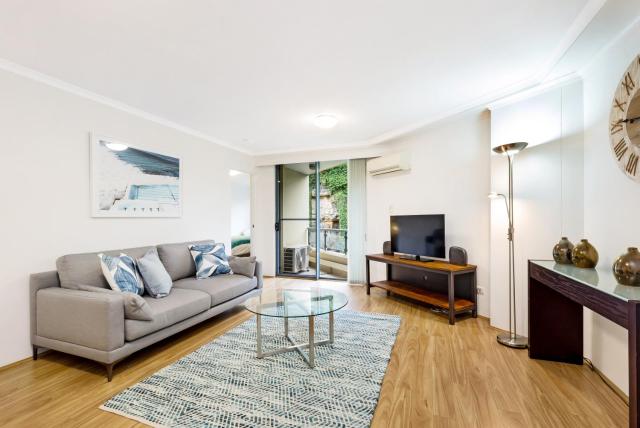 Inner city retreat in Pyrmont 1 bdrm with Car space - 28 Mill