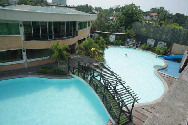 Golden Pyramid Pavilion and Resort