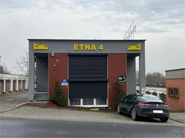 Etna 4 - Apartamenty - Osmeckiego 4 E Rzeszów -Parking