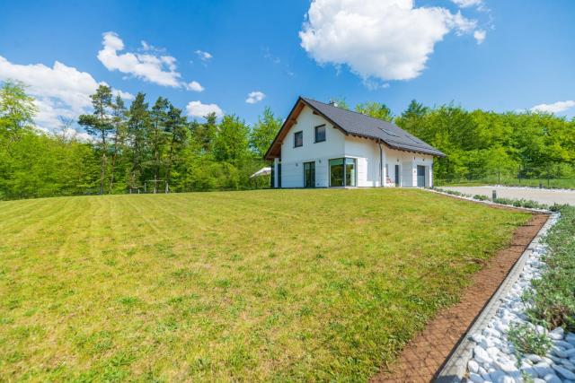 Cosy place with sauna in peaceful surroundings