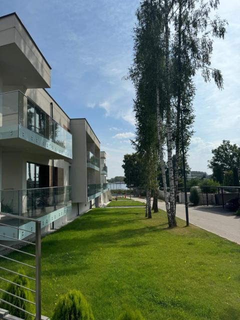 Ukiel Lake Premium Apartments