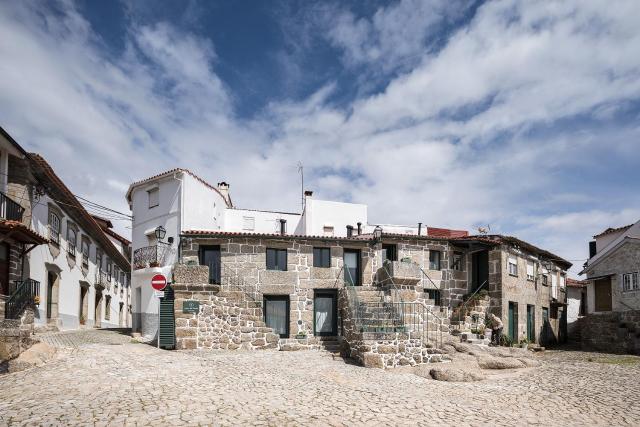 Casas Rossio by Casas com Estória Boutique Houses