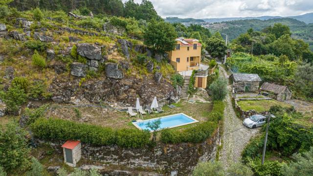 Casa Amarela - Mondim de Basto