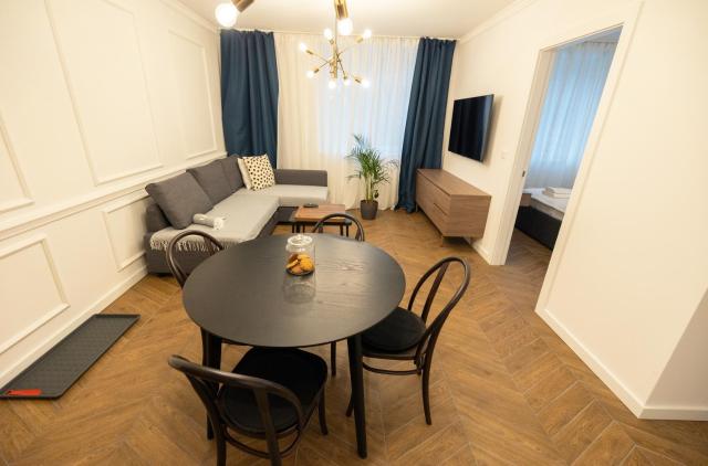 Lovcevic Apartmani & Sobe