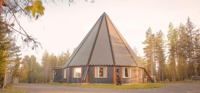 Långforsen Glamping & Lapland Experience