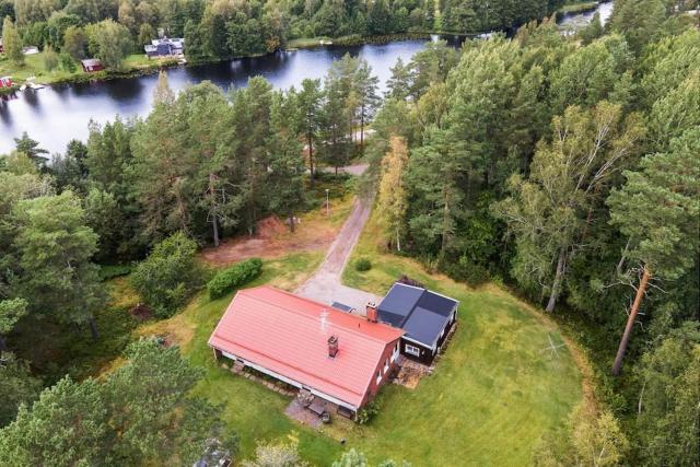 Villa Zinkgruvan Ferienhaus am See in Alleinlage