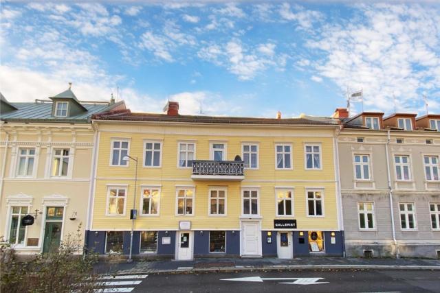 Sekelskiftescharm i Hjärtat av Strömstad, 4 bäddar - Historic Charm, for 4 Guests