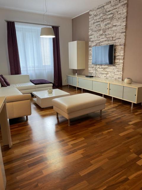 Apartmán Hodžova