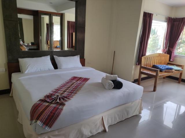 Baan Thara Guesthouse