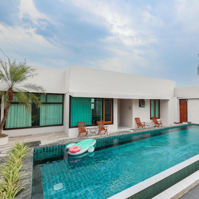 Da Xiang Villa with Private Pool in Chiang Mai