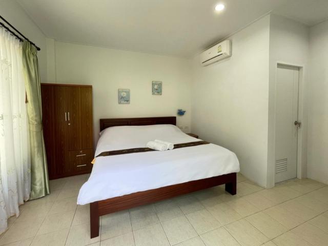 Surinbeach Double Room 102