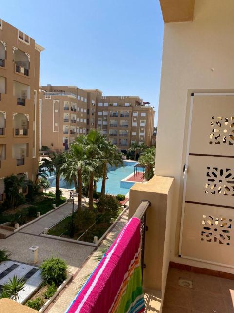 Bel appartement dans une résidence à Folla Aqua Resort Chat Meriem