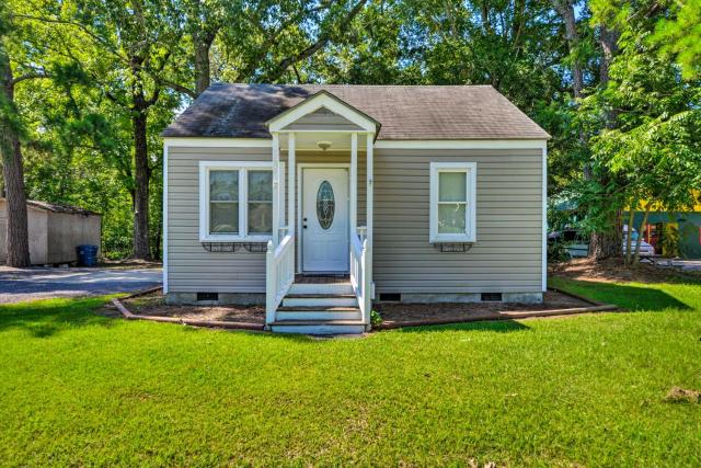 Cozy Pantego Cottage about 5 Miles to Belhaven!