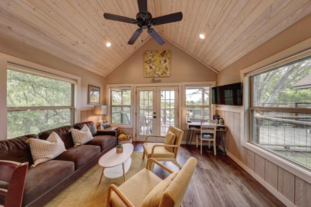 Treetop River Cabins on the Guadalupe River