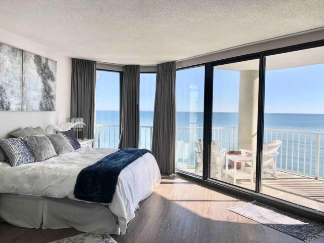 Casa de la Diosa: Stunning Oceanfront PentHouse in Garden City SC 4Bdr4Ba