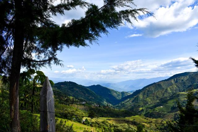 Casa de Campo con hermosa vista a Los Farallones