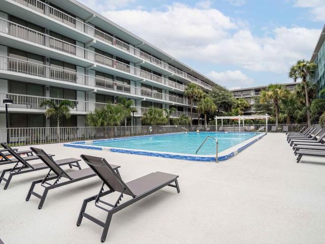 Next to Disney 1BR Retreat in Orlando With Lake view