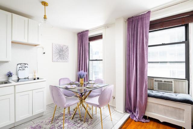 Purple Paradise NoMad 3BD Near Top NYC Attractions