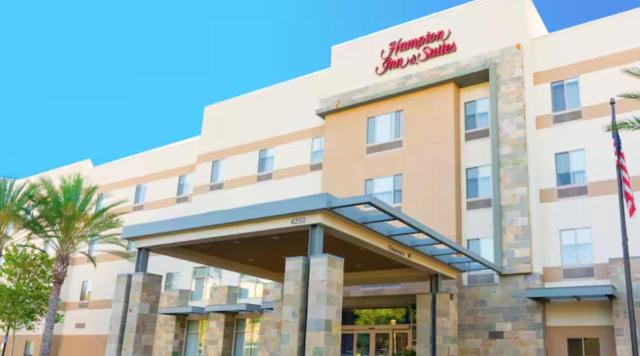 Hampton Inn & Suites Corona, Ca