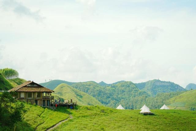 Ba Quáng Panorama