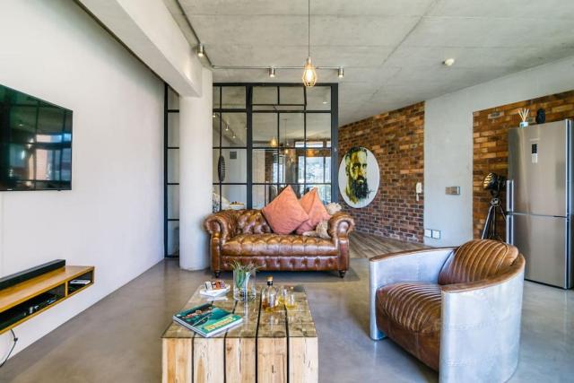 Trendy Loft Apartment near the Waterfront and CBD