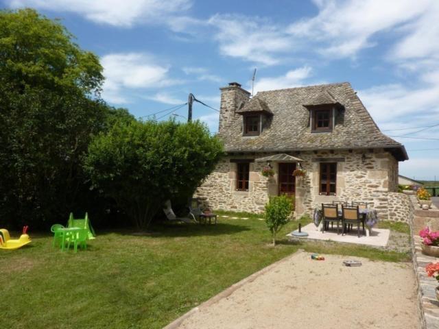 Maison de charme près des lacs, 4 pers, terrasse, jardin, activités nautiques, animaux acceptés - FR-1-742-144