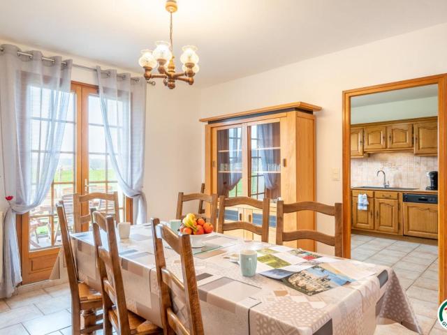 Charmant gîte avec jardin clos, 4 chambres, proche Gerberoy et Forges les Eaux, tout équipé, Wi-Fi inclus - FR-1-526-28