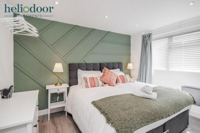 Heliodoor Apartments Milton Keynes 2-BR Duplex Flat