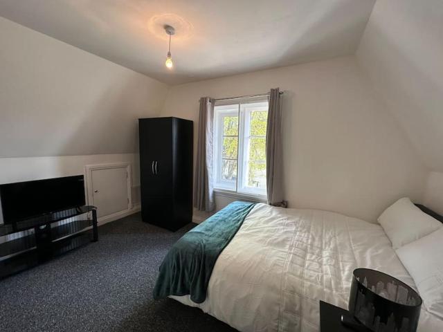 1 Bed Central Newark Flat 2nd Floor