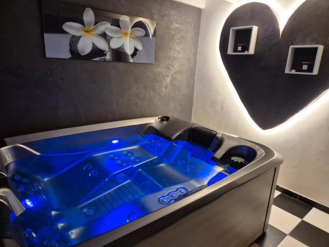 Chambre Jacuzzi Sauna