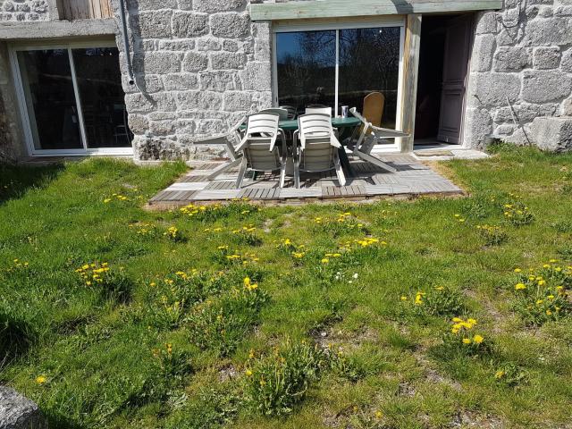 Gîte au calme pleine nature près d'un ruisseau