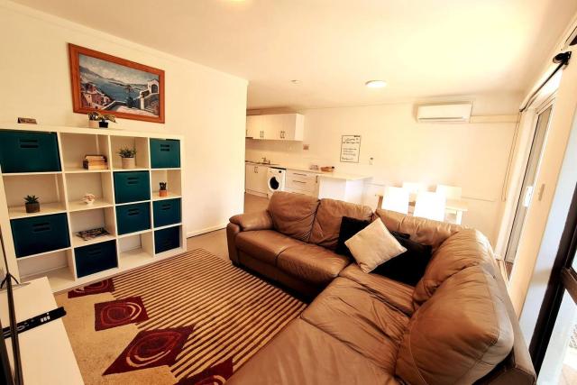 West Beach Lagoon 206 - Sleeps Three! Value!!!