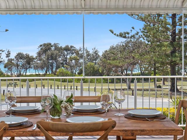 Oceanfront Beach House On Marine Parade