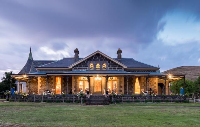 Coragulac House Cottages