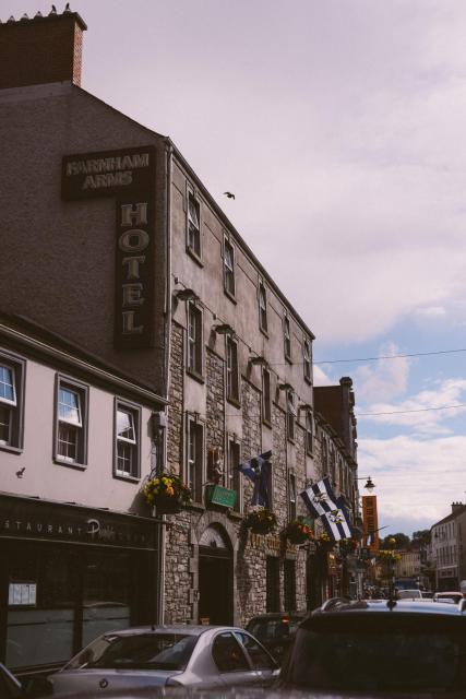 The Farnham Arms Hotel