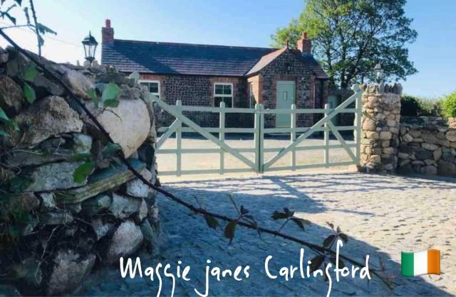 Maggie janes cottage Carlingford omealth