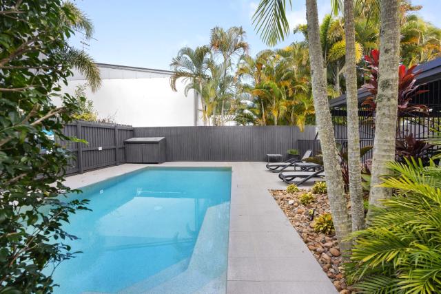 Affordable Pet Friendly Noosa Escape