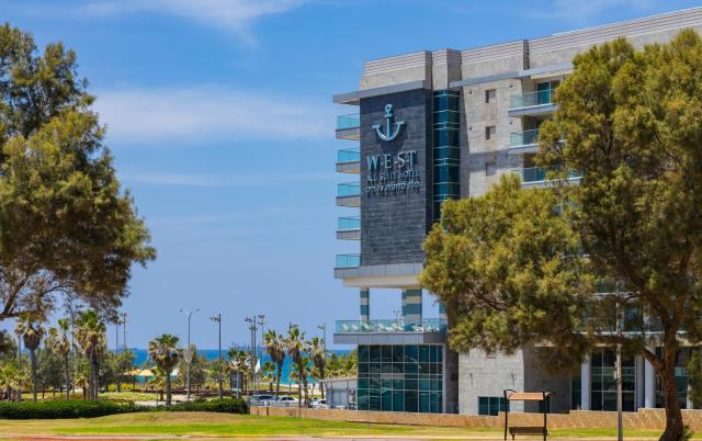 West All Suites Hotel Ashdod