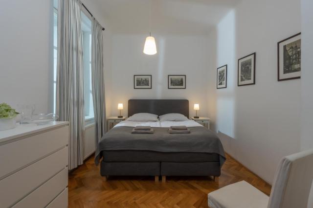 Apartman Carolinum