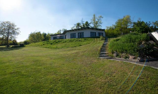 Wellness bungalov - vodní nádrž Slapy - 40km od Prahy