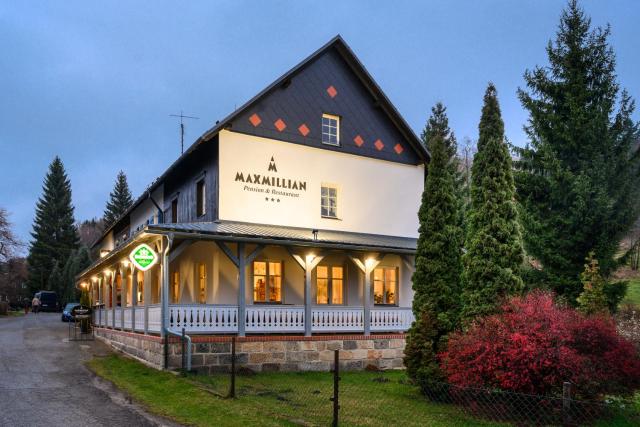 MAXMILLIAN Pension & Restaurant