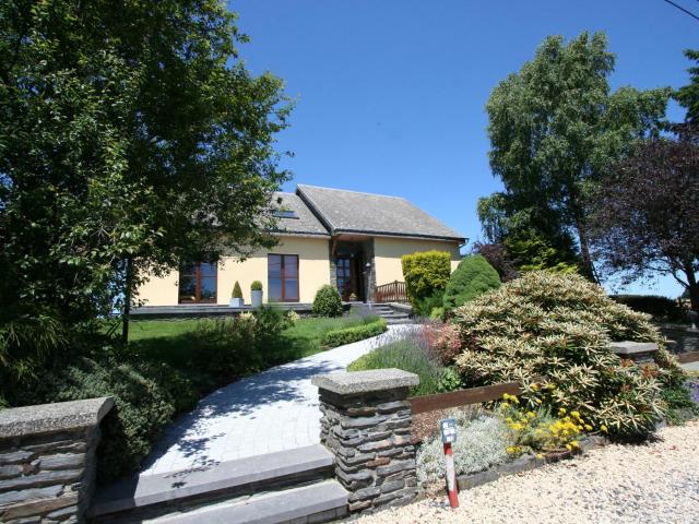 Peaceful Cottage in Ardennes with Private Terrace