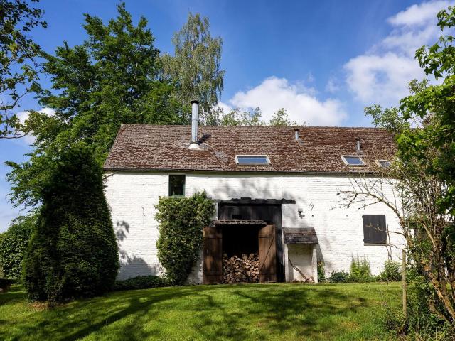 Beautiful Farmhouse in Sivry-Rance with Garden