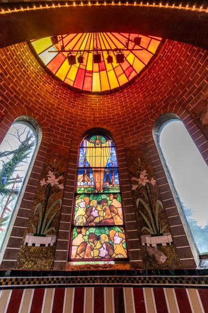 La Chapelle de verre, un lieu unique au monde