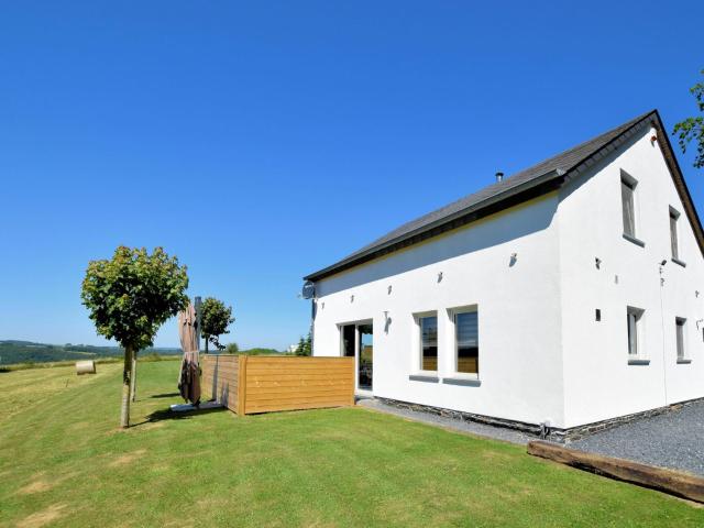 Beautiful completely home with sauna bubble bath